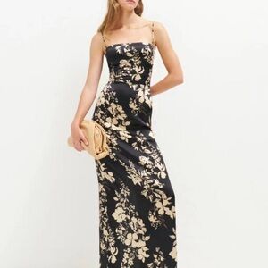 NWOT reformation. Frankie dress size 2 color black motif